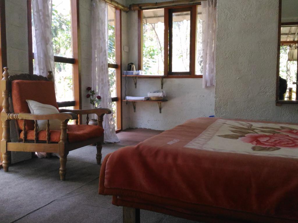 Jungle Jive Tree House Munnar Bed and Breakfast Εξωτερικό φωτογραφία